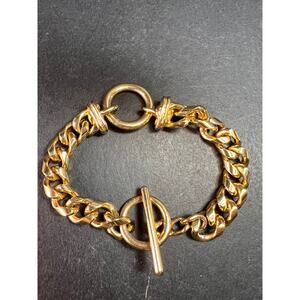 Chunky Gold Tone Curb Chain O-Ring Toggle Clasp Bracelet Costume Jewelry
